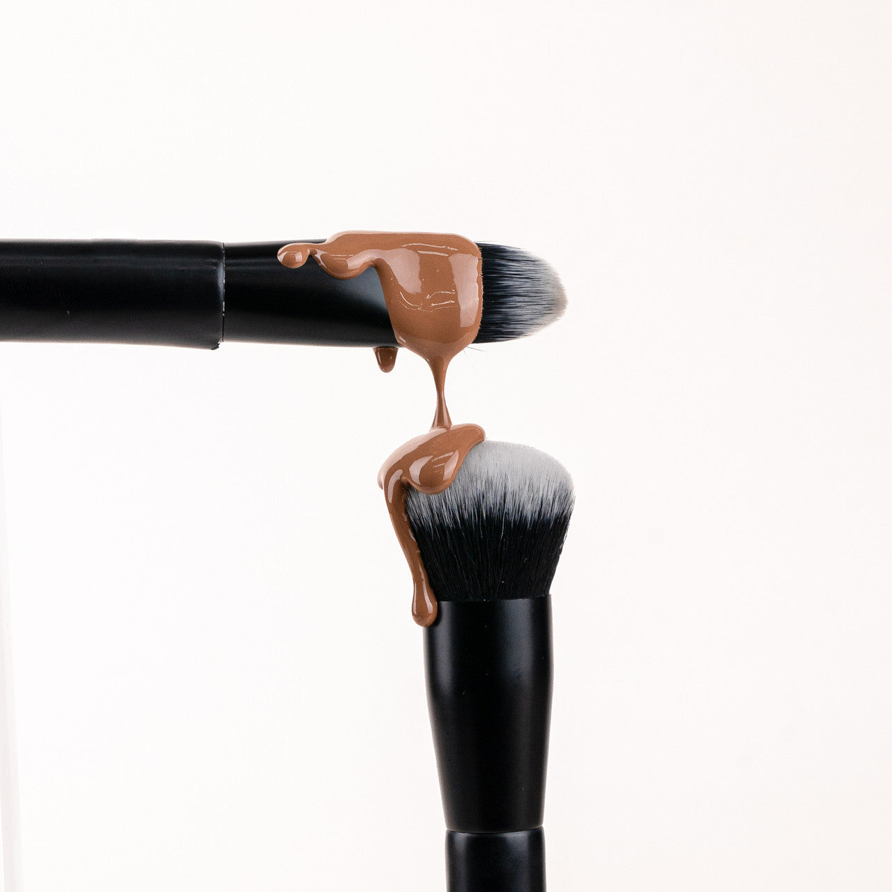 The Ultimate Makeup Brush **Last ones**